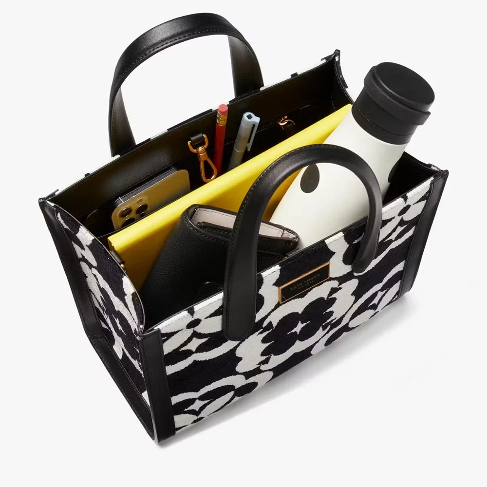 NWT💃Kate Spade Spade Flower Monogram Manhattan Chenille Small Tote Purse - Picture 4 of 12